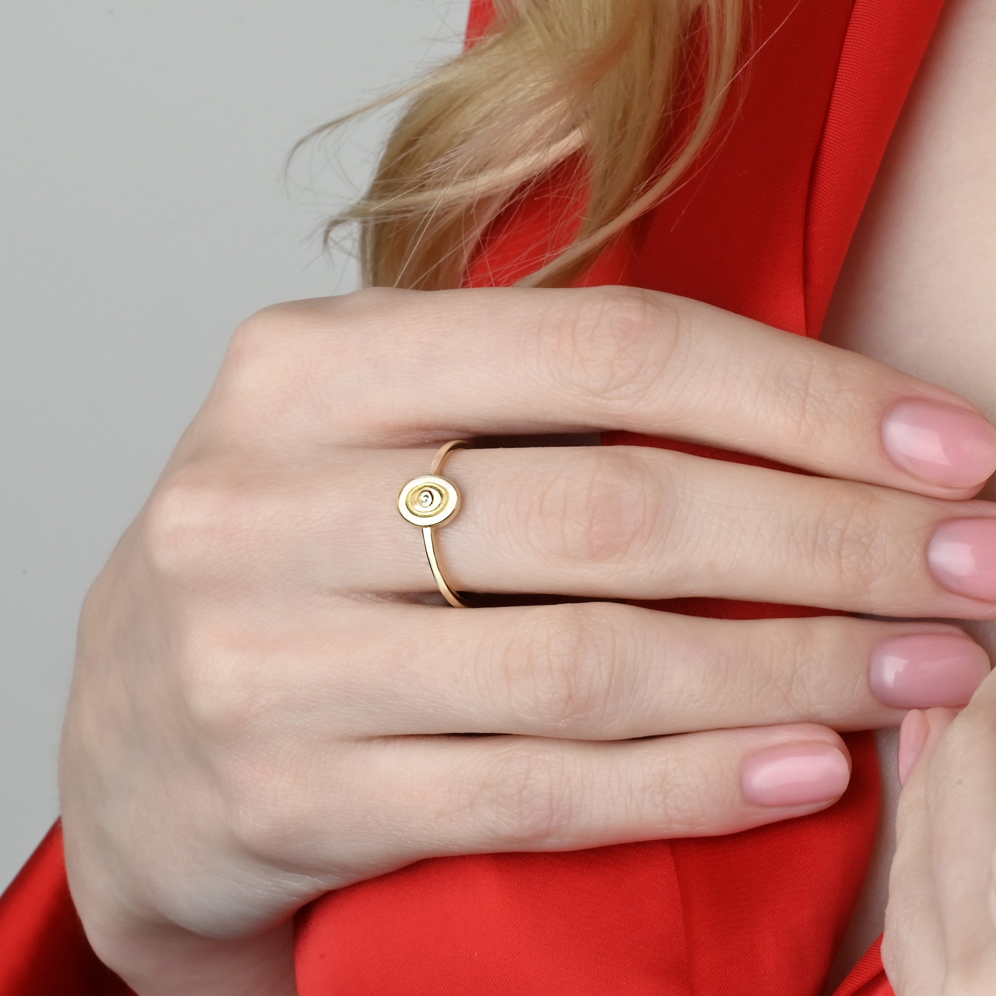 Elité Capsule Nude Medallion Ring