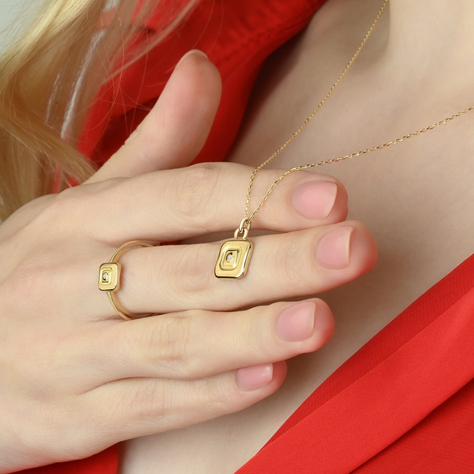 Elité Capsule Nude Stamp Ring