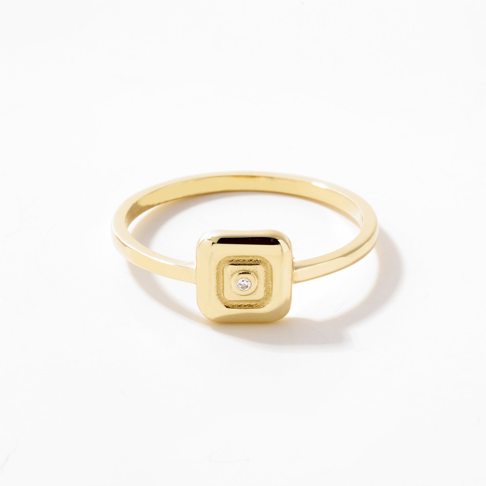 Elité Capsule Nude Stamp Ring