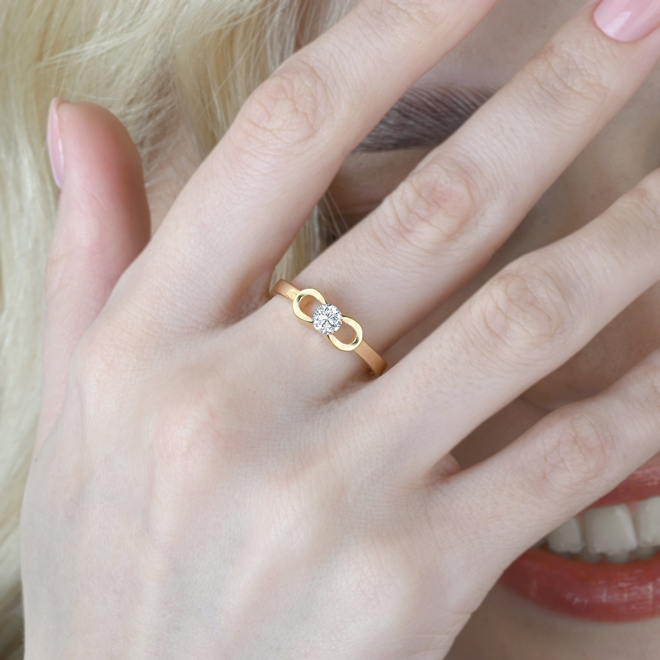 Allegra Solitaire Ring