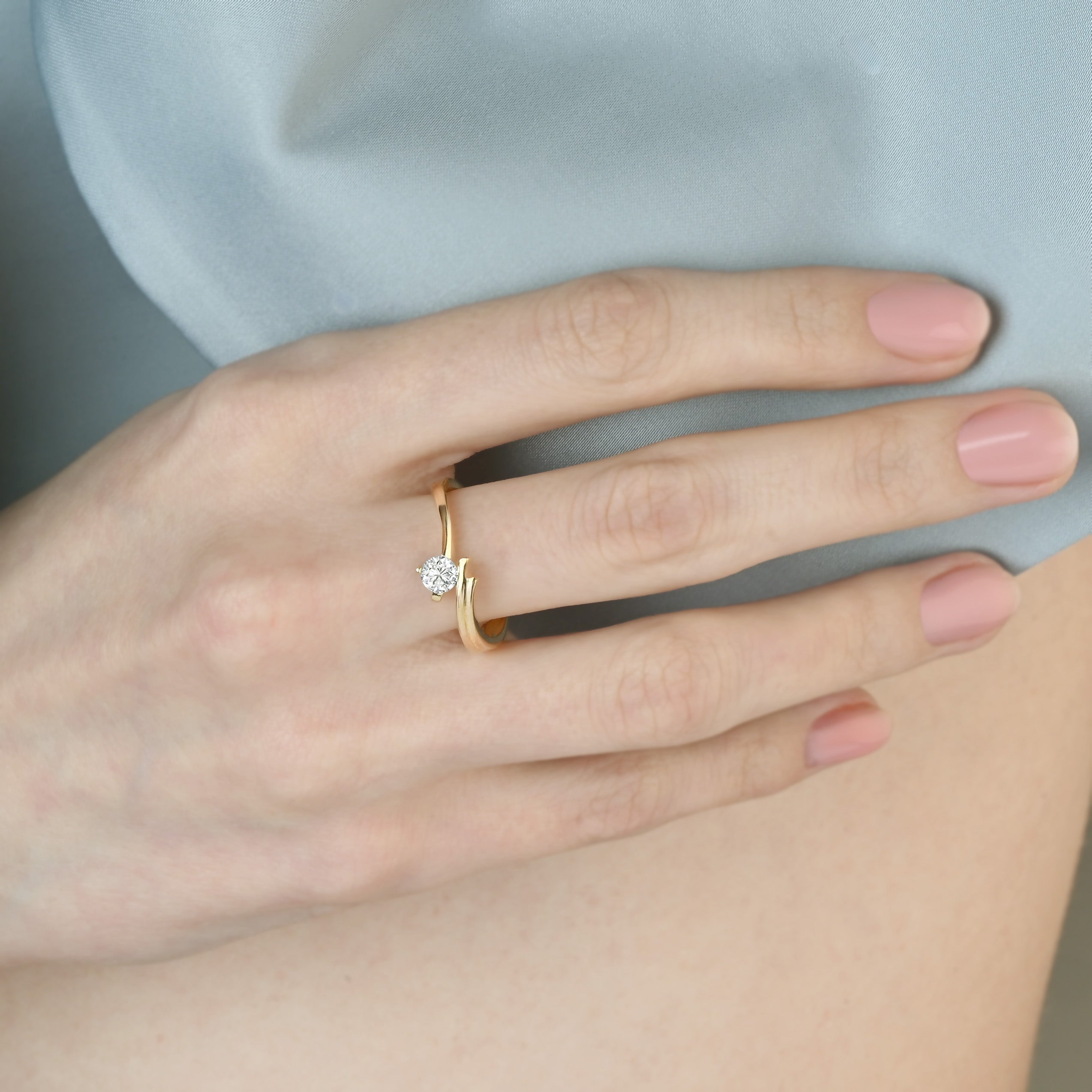 Elara Solitaire Ring