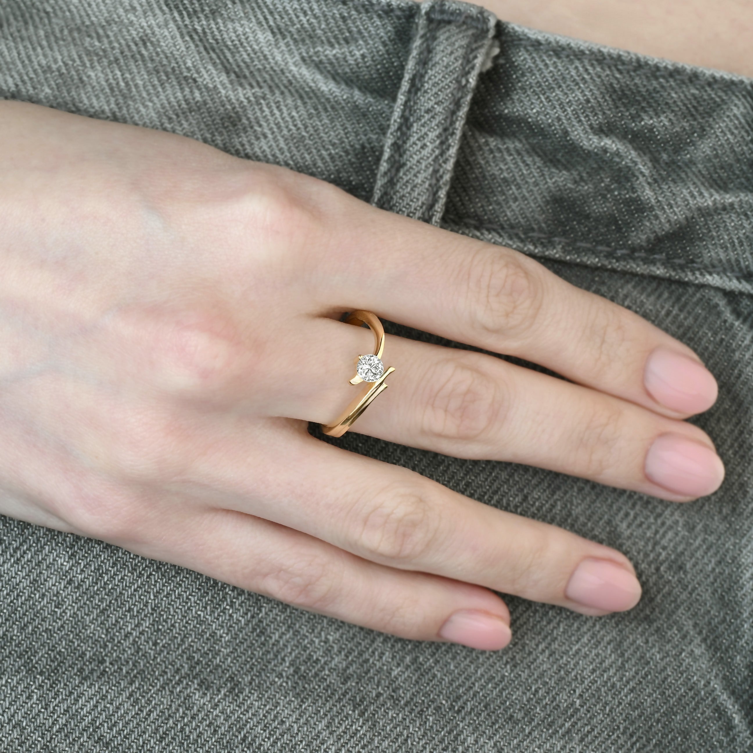 Elara Solitaire Ring