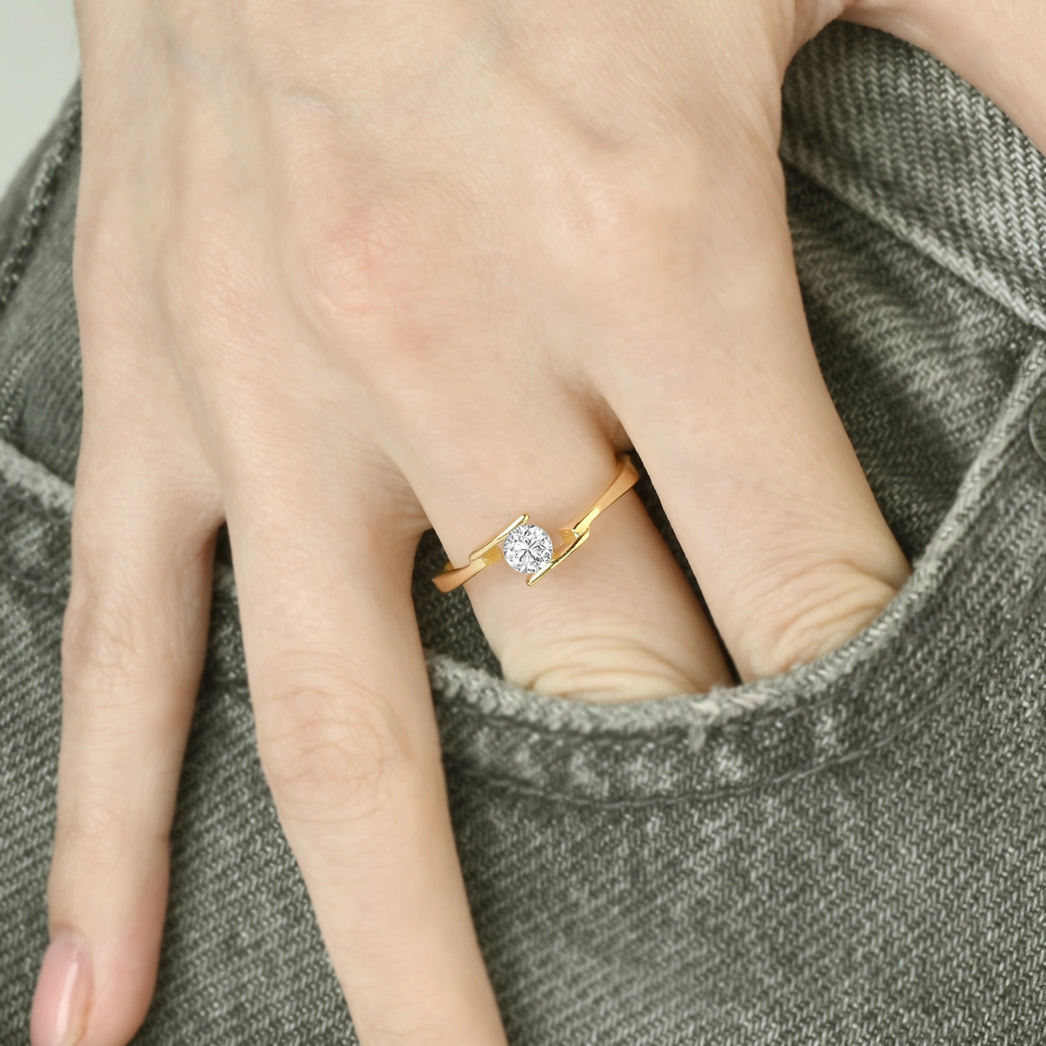 Sylwind Solitaire Ring