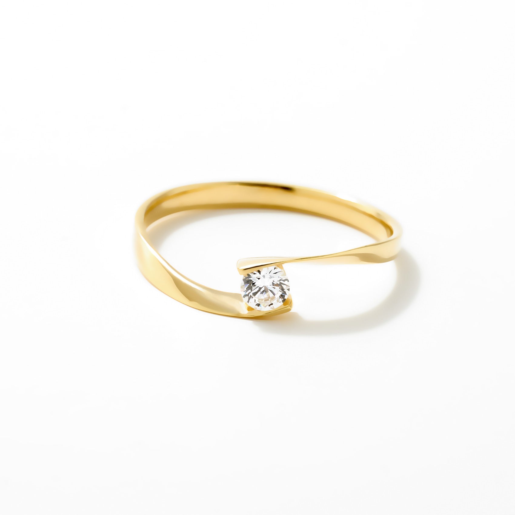 Davina Solitaire Ring