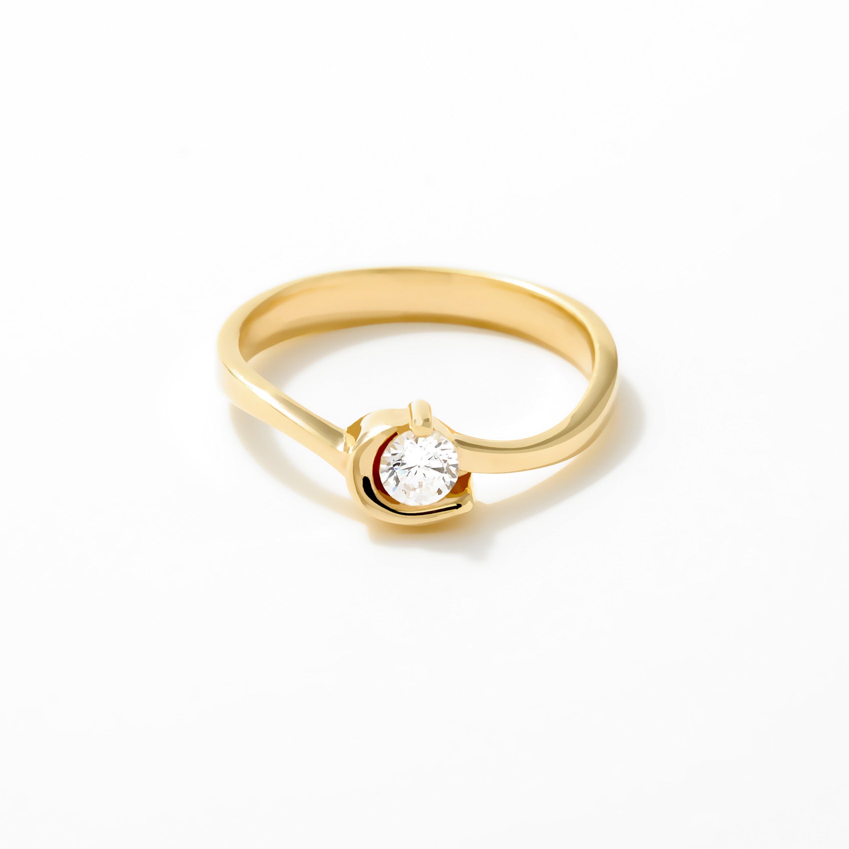 Resiff Solitaire Ring