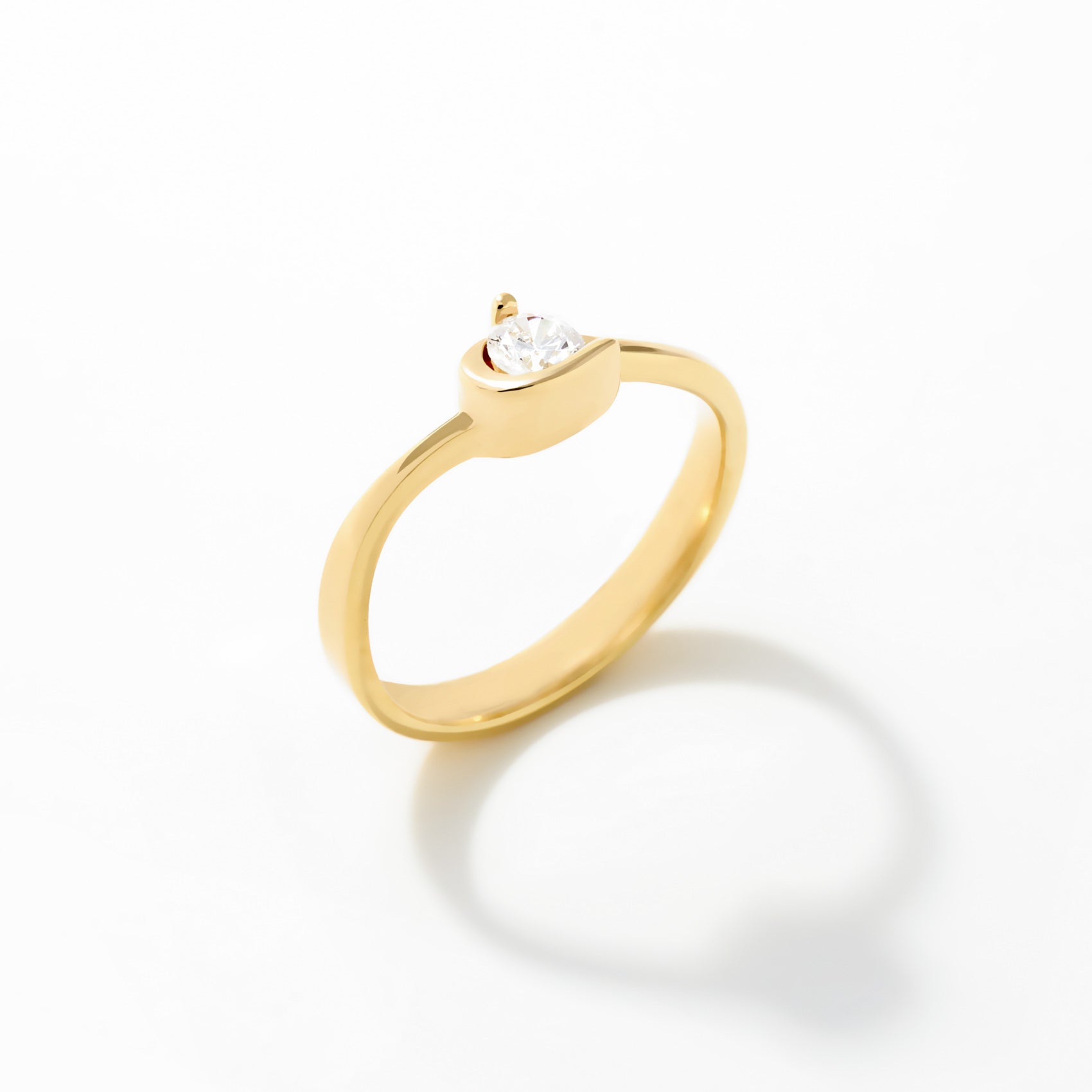 Resiff Solitaire Ring