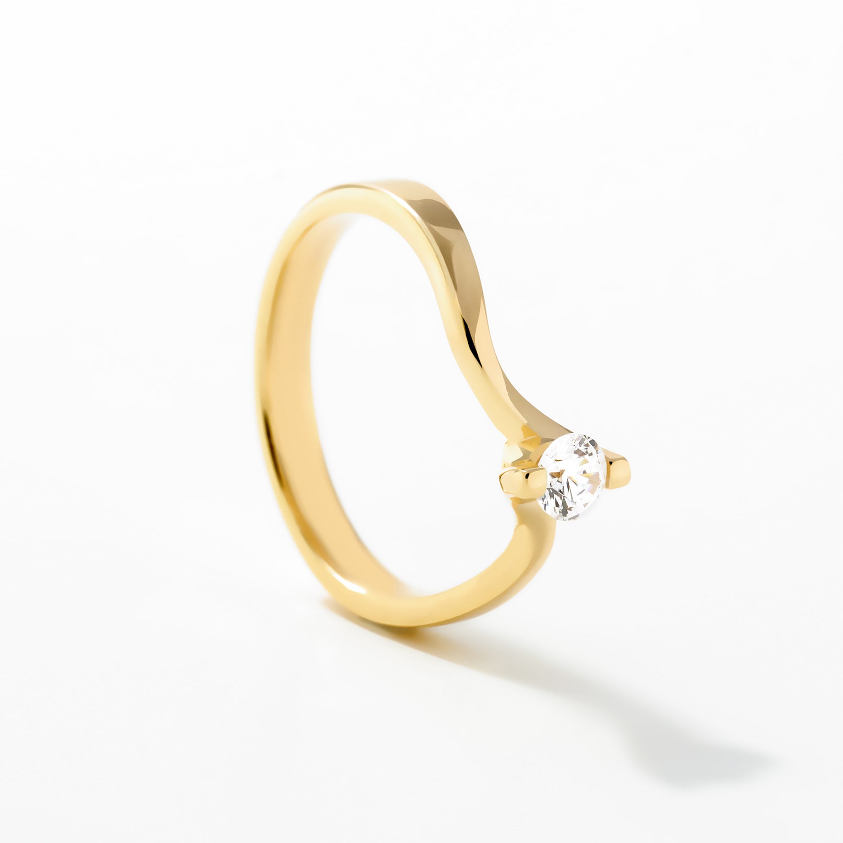 Nami Solitaire Ring