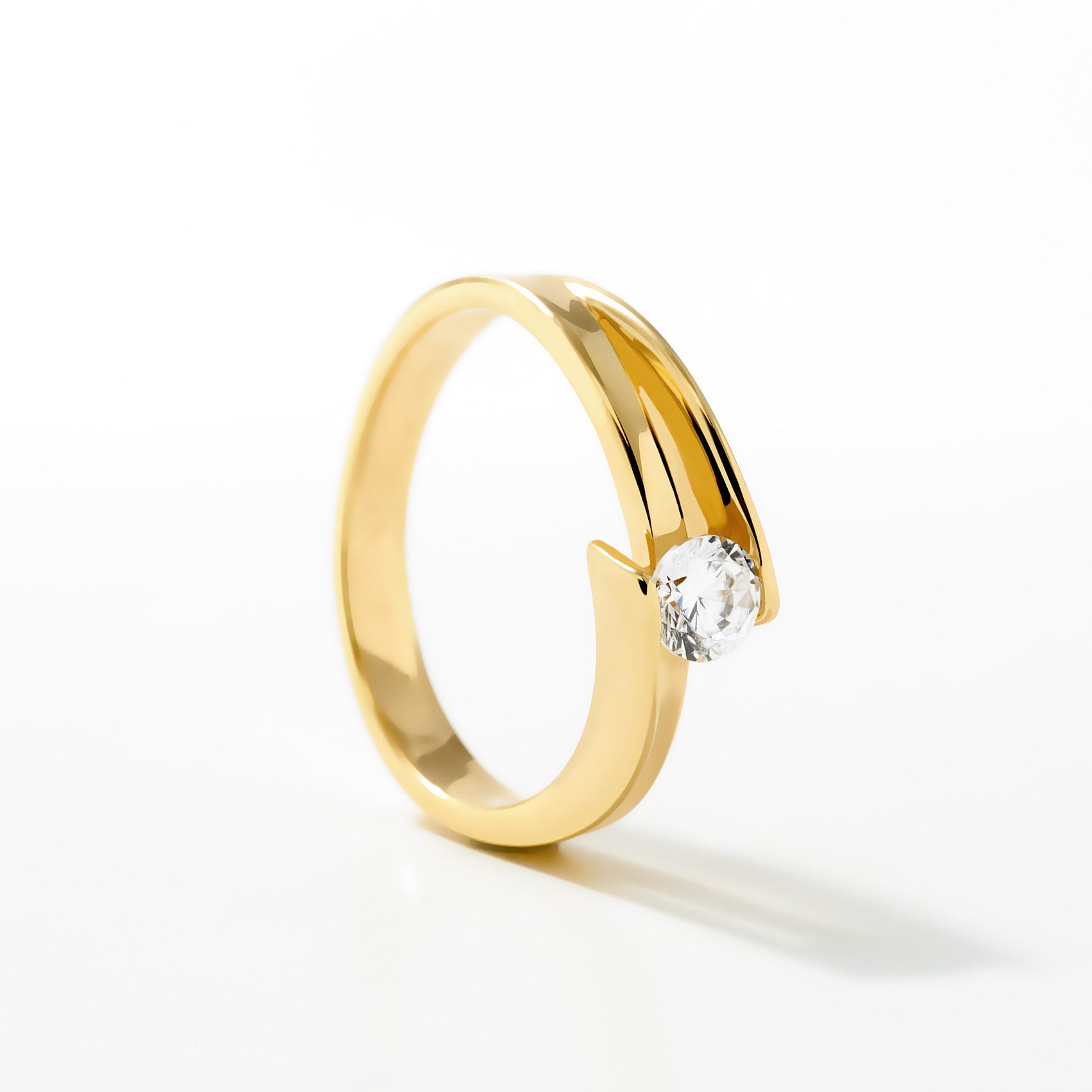 Valoria Solitaire Ring