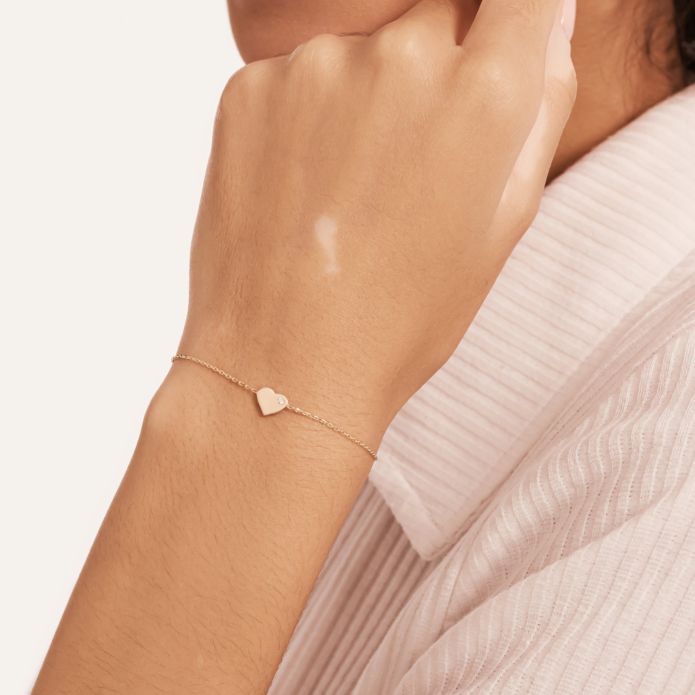 Minimalist CZ Heart Charm Bracelet in 14K Gold