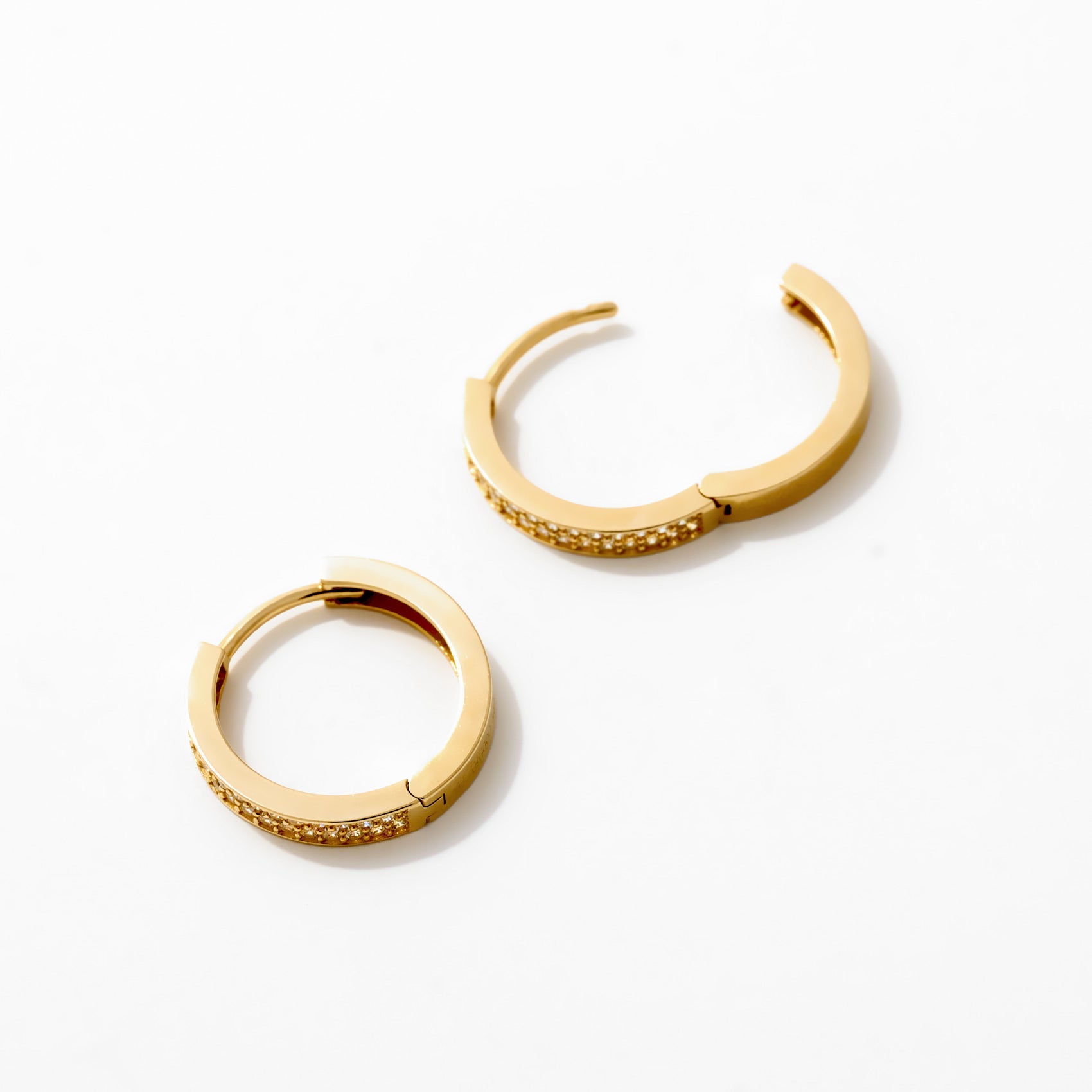 Classic Bold Earring With Earring