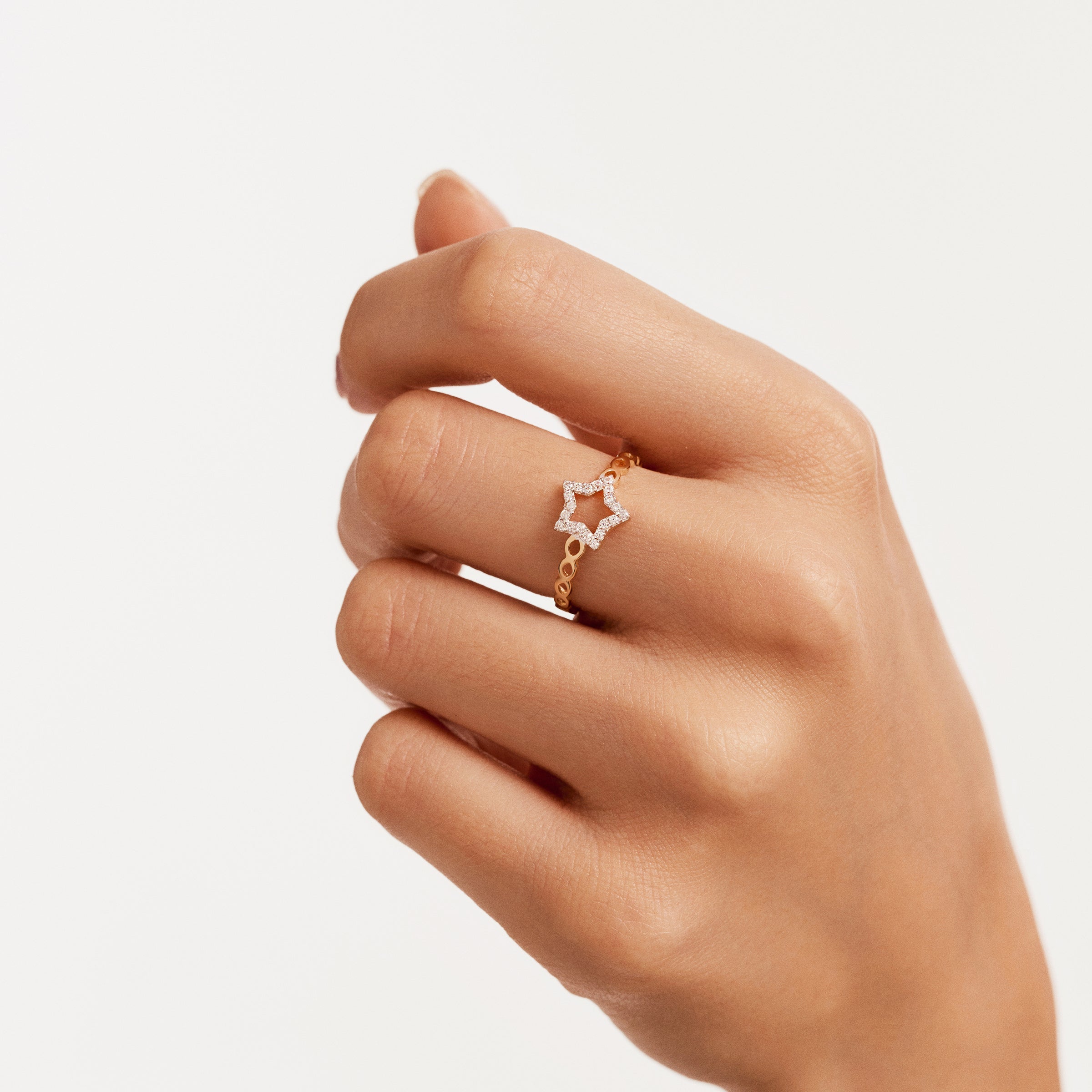 Star-Shaped CZ 14K Gold Ring