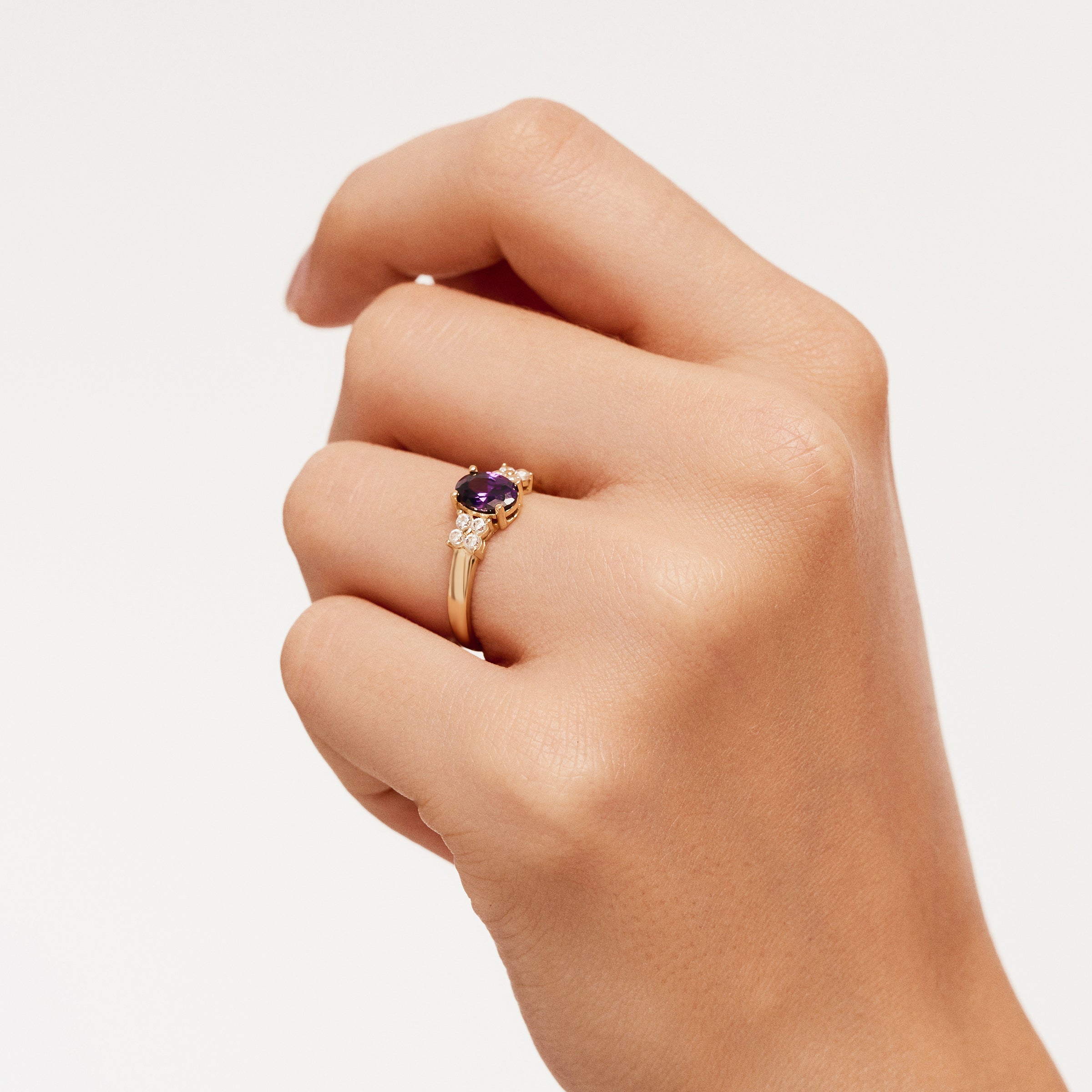 Oval Amethyst CZ Ring in 14K Gold