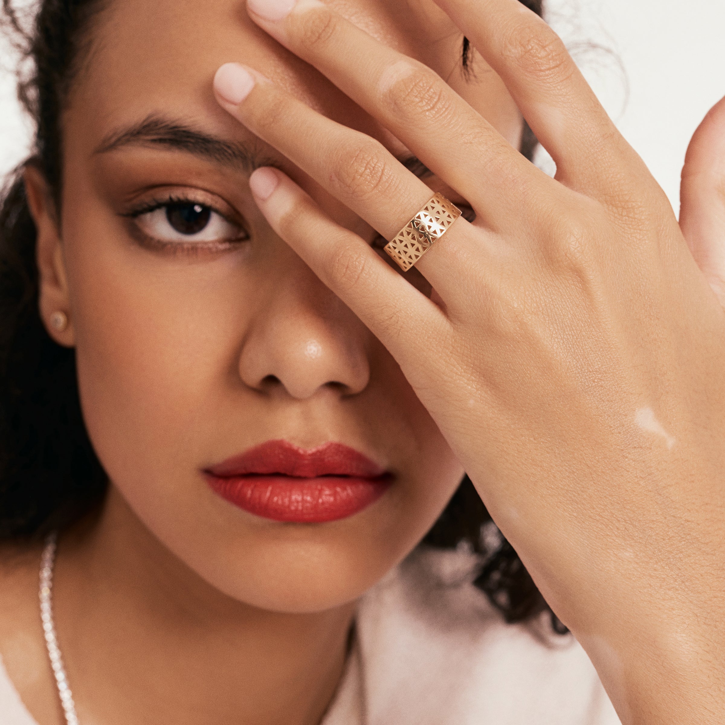 Geometric Cutout Band Ring in 14K Gold