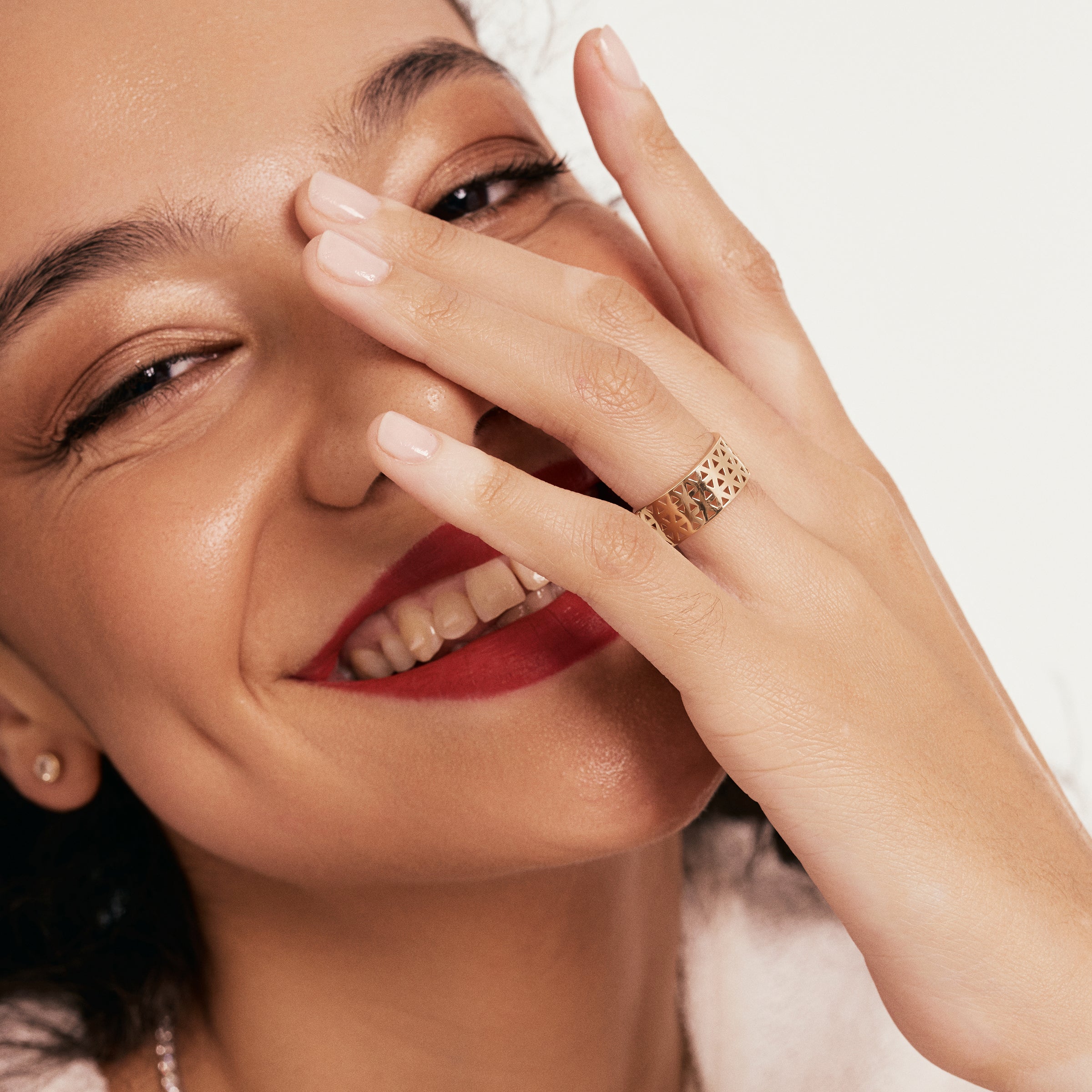 Geometric Cutout Band Ring in 14K Gold