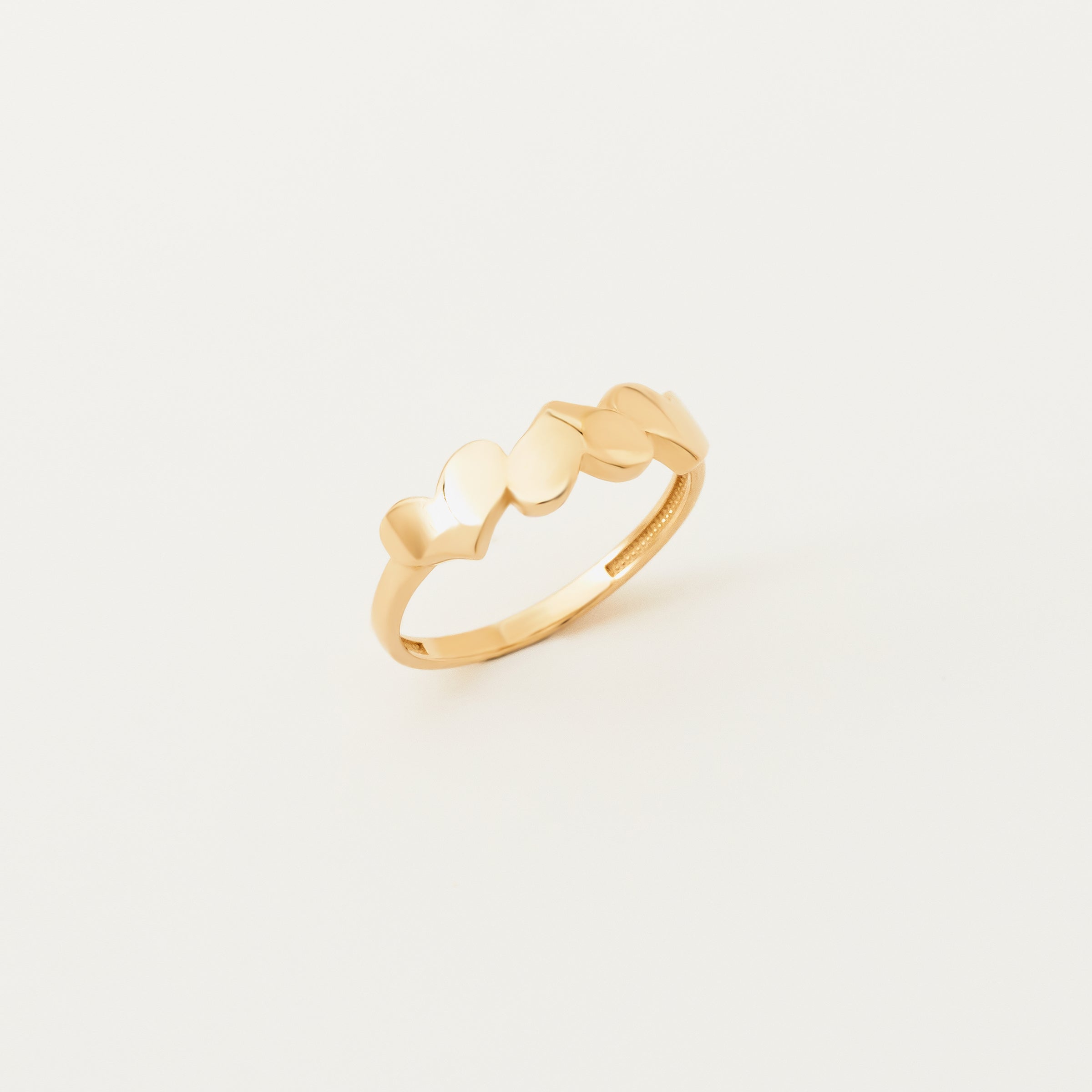 Three Heart Band Ring in 14K Gold