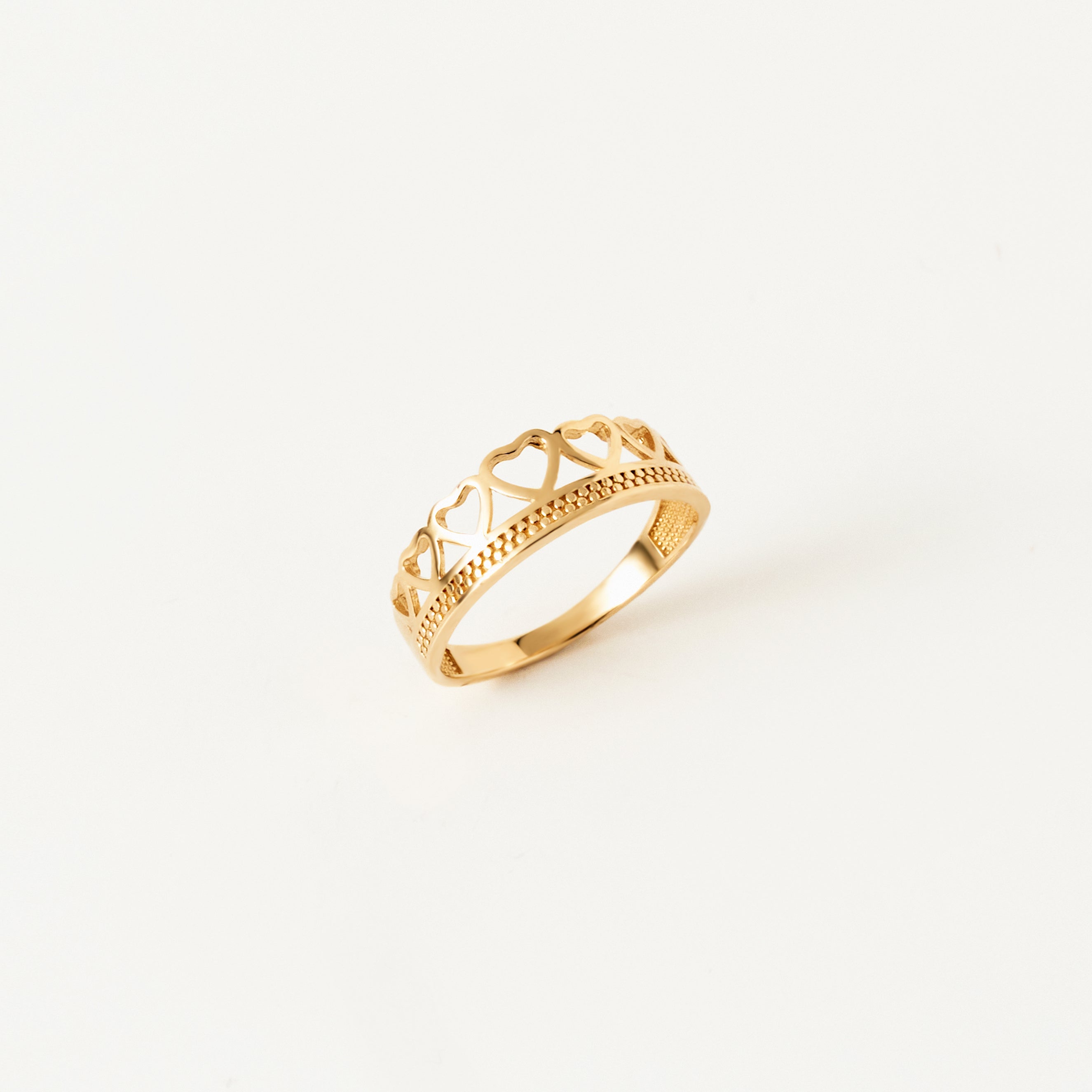 Heart Cutout Band in 14K Gold