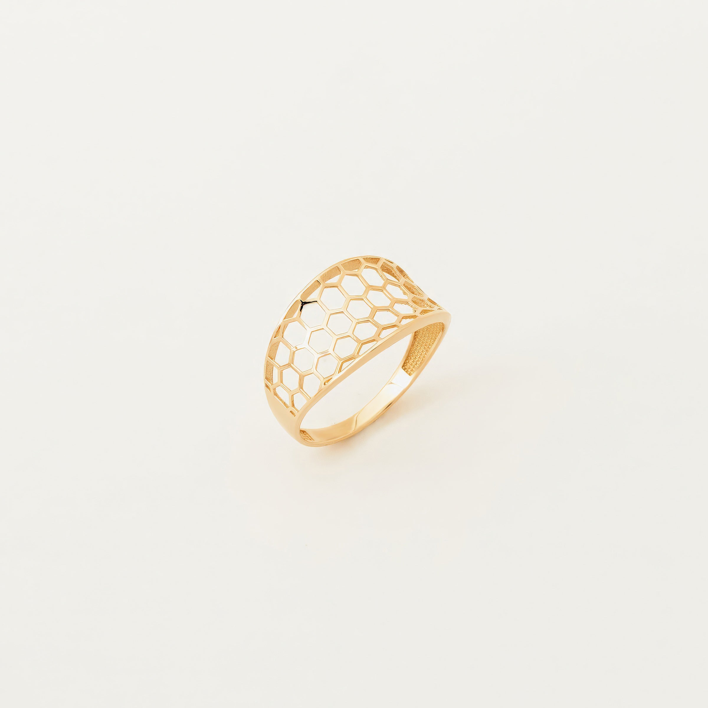 Honeycomb Pattern 14K Gold Ring