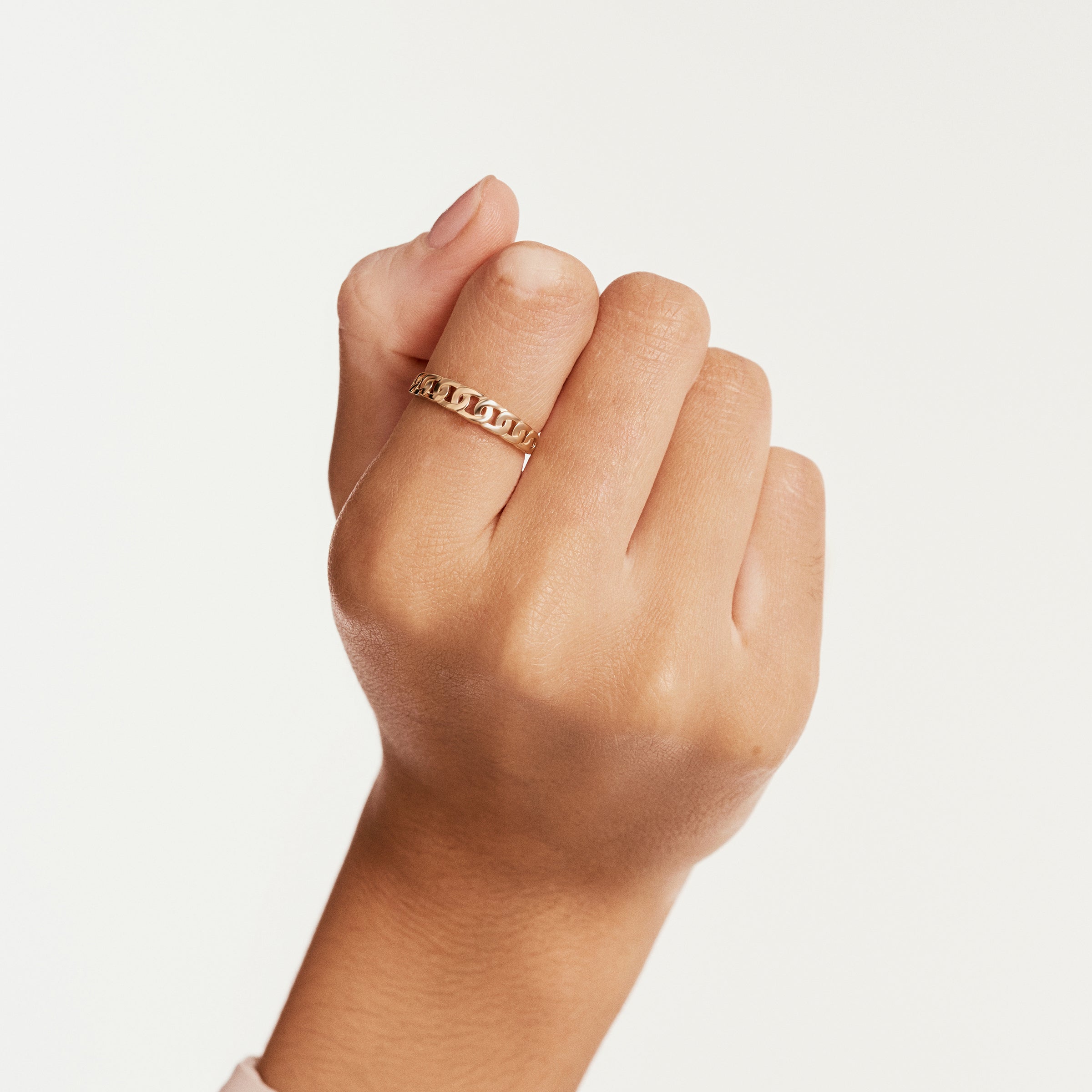 Chain-Link Design Band Ring in 14K Gold