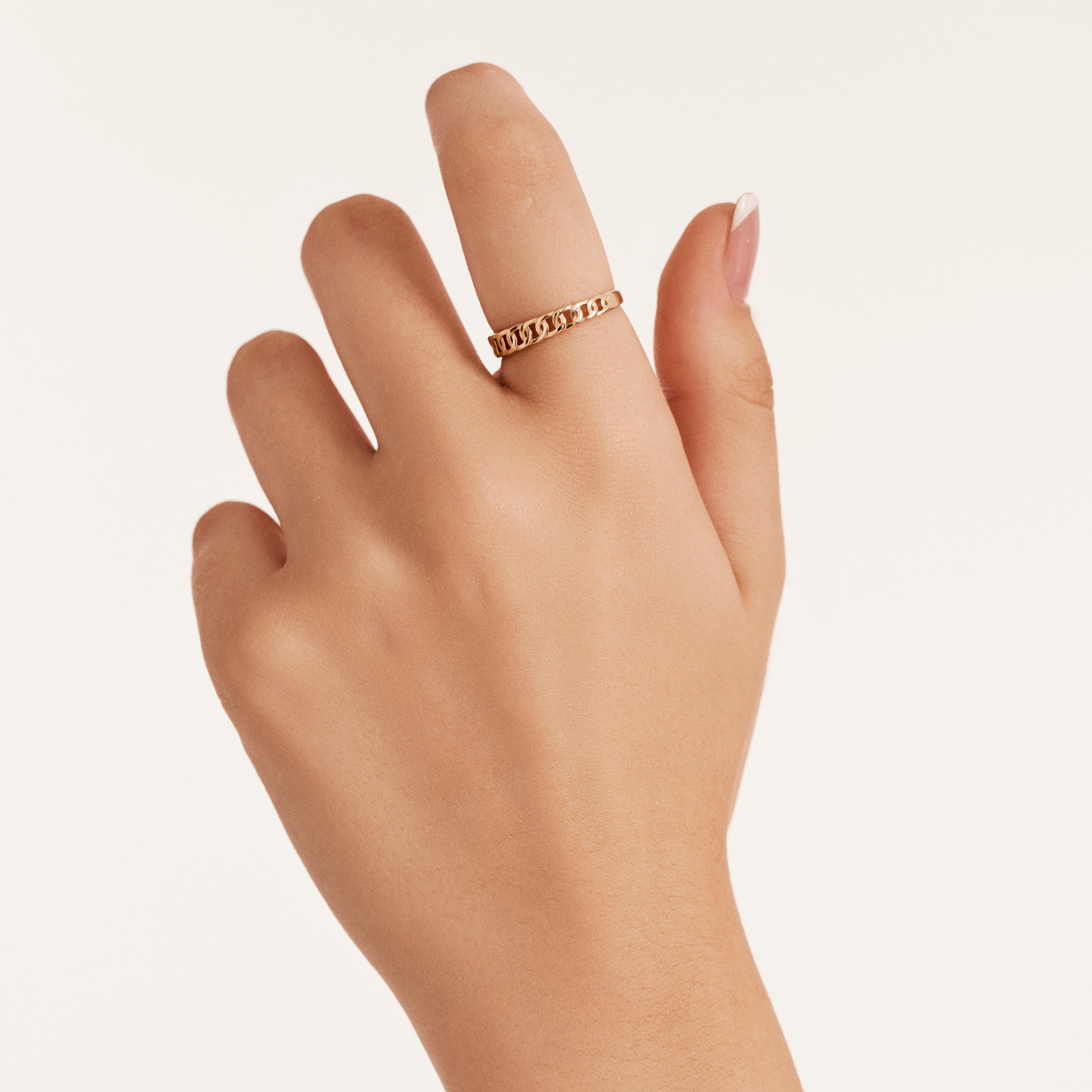 Chain-Link Design 14K Gold Band