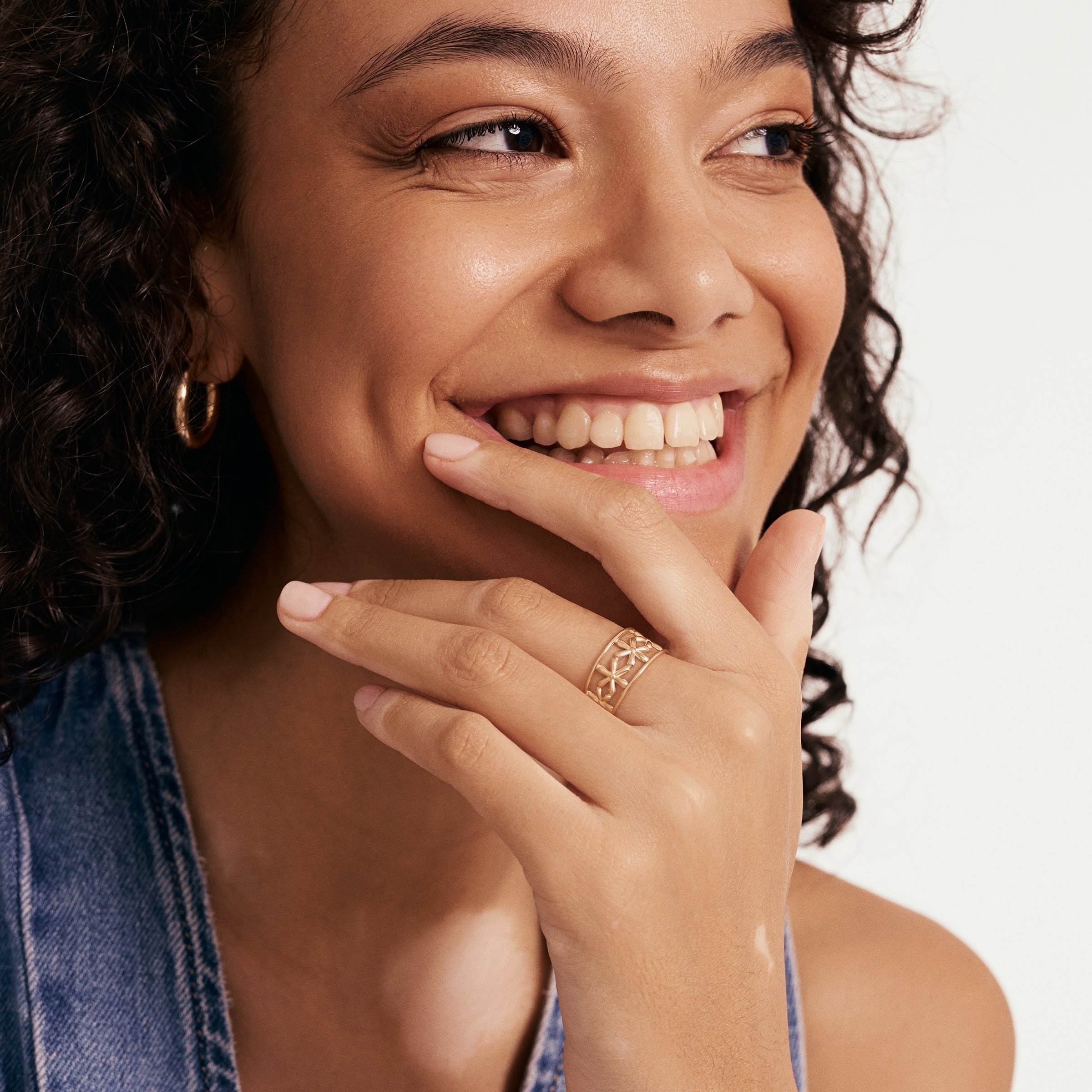 Floral Cutout Band Ring in 14K Gold