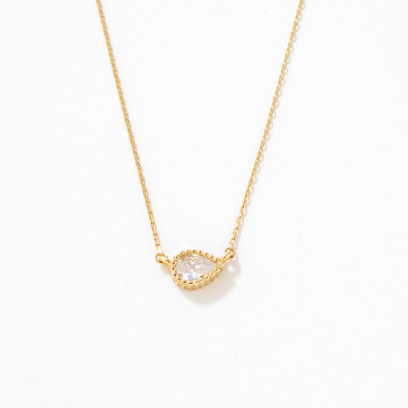 Stilla Necklace