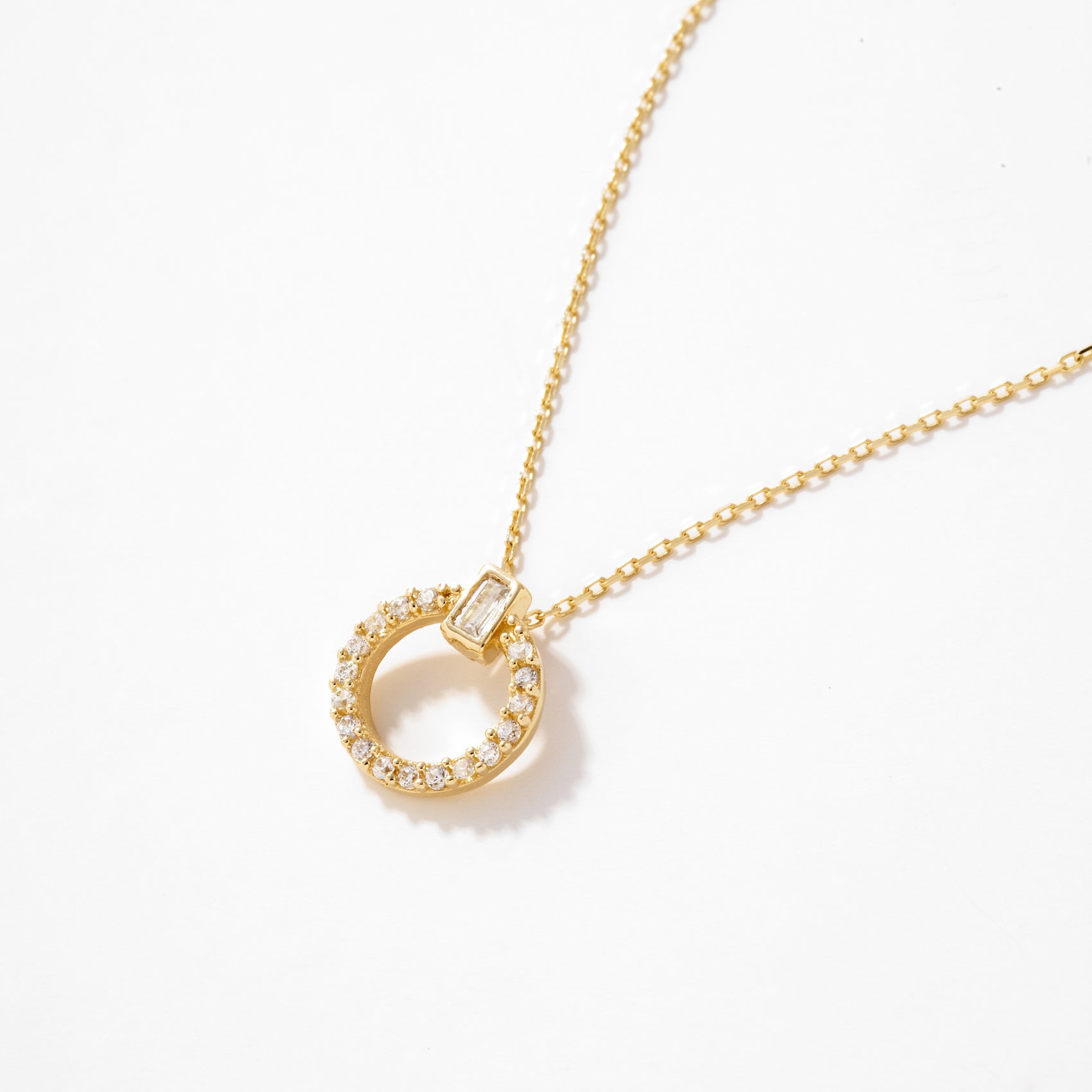 Cercle d’Espoir Baguette Necklace