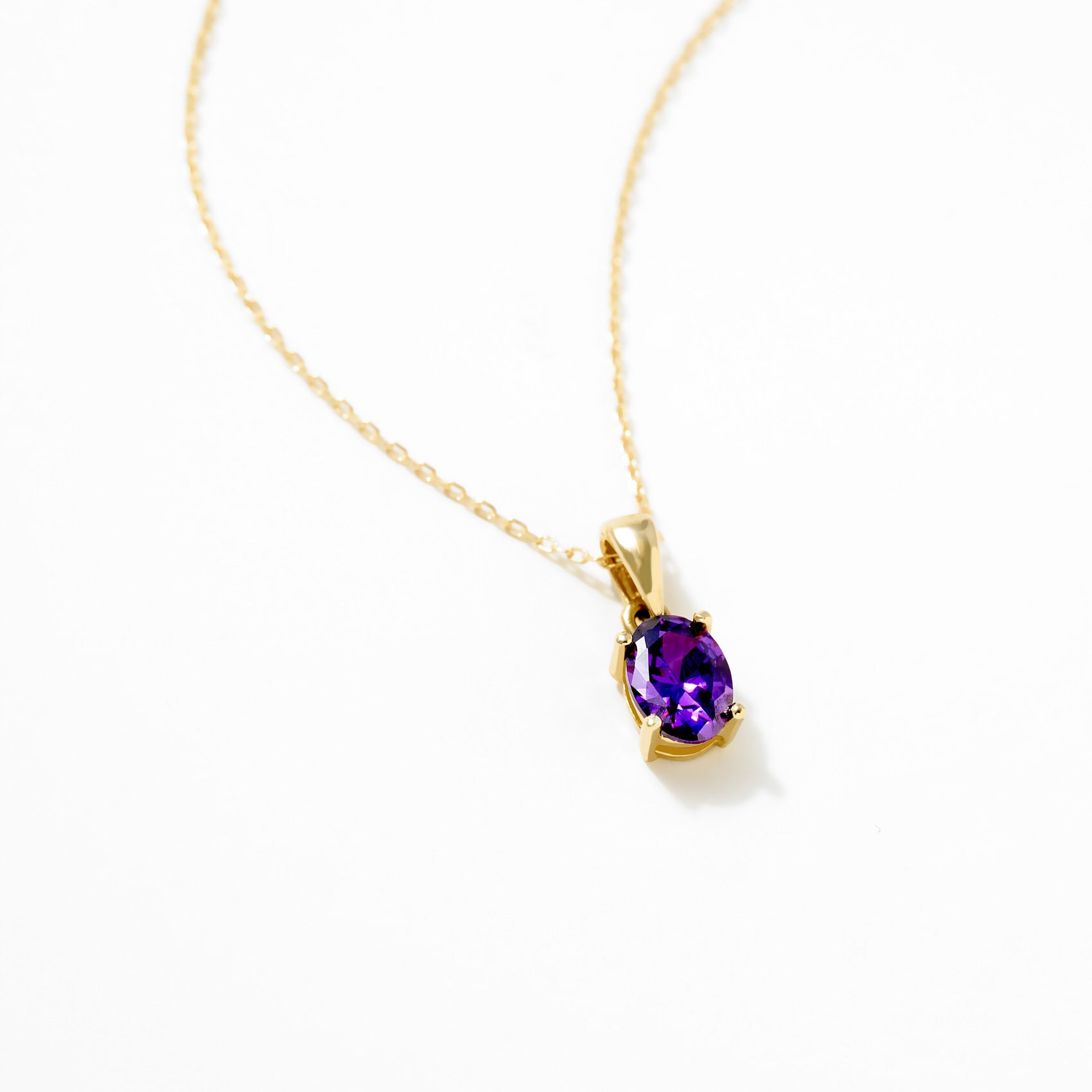 14K Gold Amethyst Pendant Necklace | Elegant Gold Jewelry with Purple Gemstone