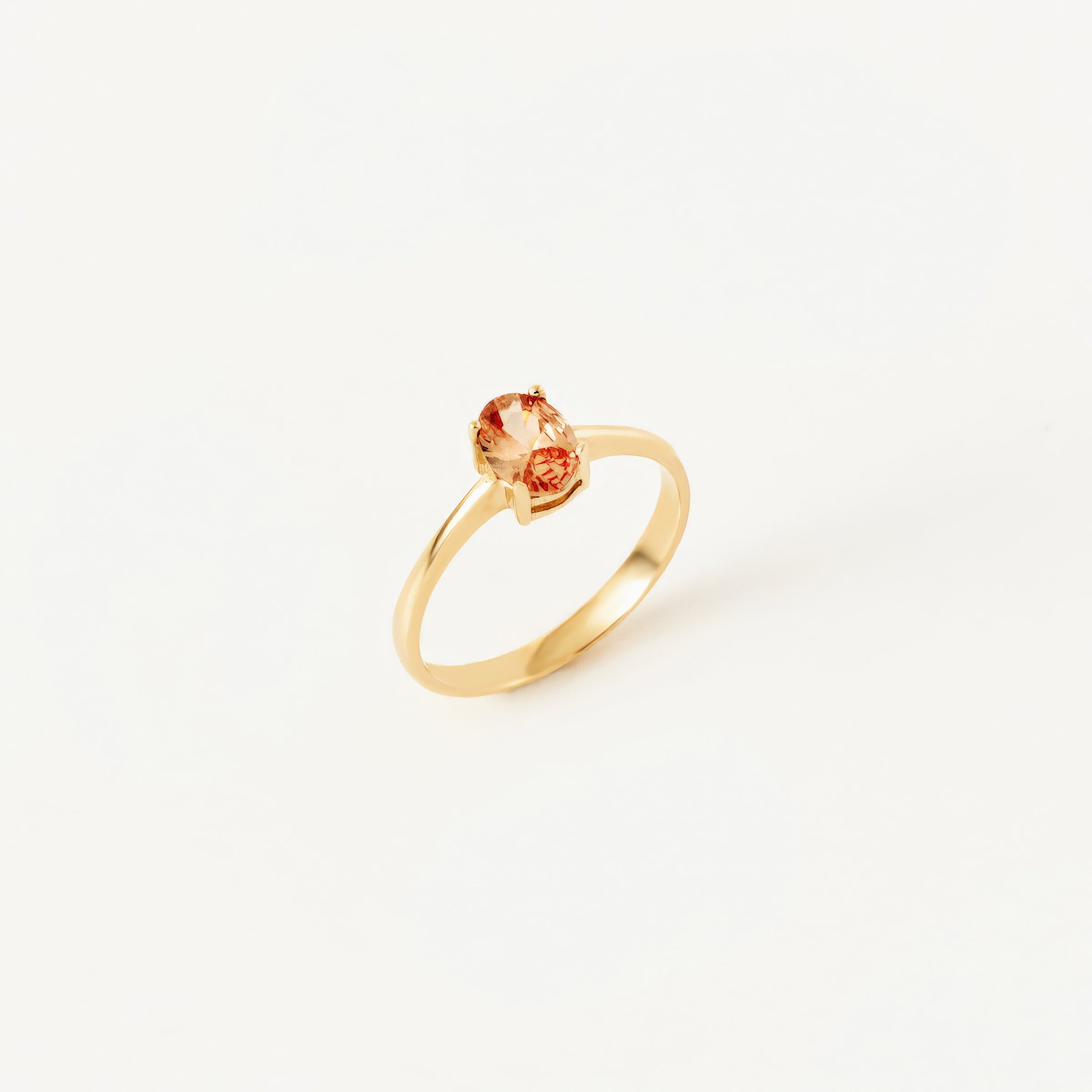 Solitaire Citrine Ring in 14K Gold